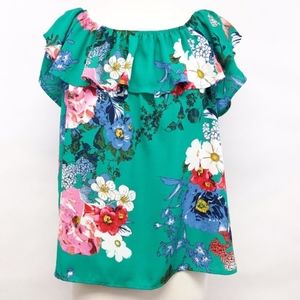 xhilaration | ruffle flutter sleeve floral blouse